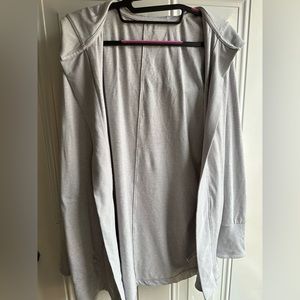 Light grey Athleta hooded pranayama sweater